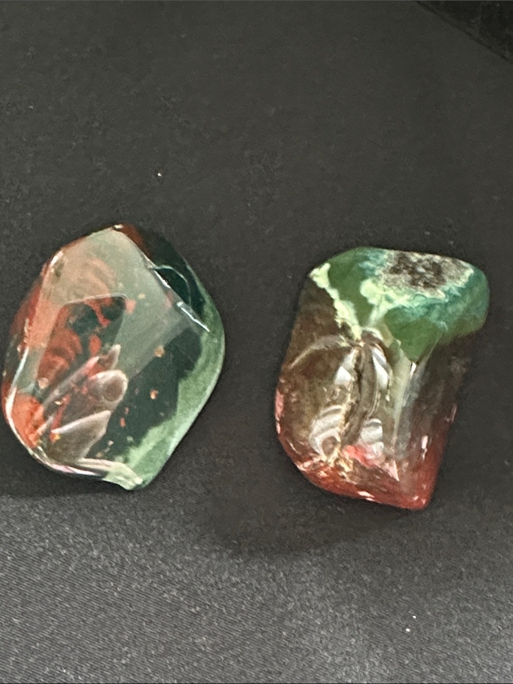 Bloodstone NWOT genuine tumbled mineral piece. Measures up to appx. 2”